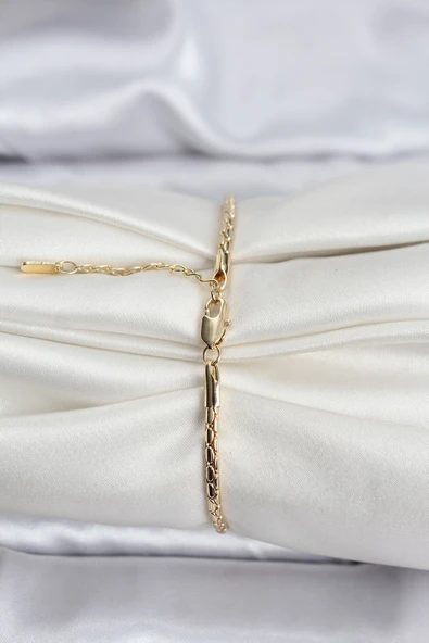 14K Gold Renk Kaplama Zincirli Model CM Kadın Bileklik - TJ-BB8139 - Resim 2