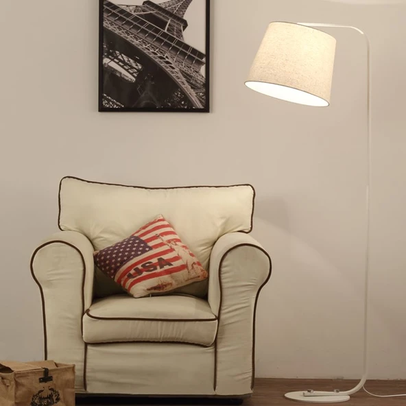 RİOLİGHT RETRO RUSTİK KREM HAREKETLİ KUMAŞ BAŞLIK BEYAZ METAL GÖVDE LAMBADER KÖŞE LAMBASI ürün görseli 1