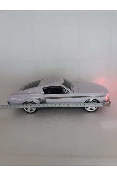 Oyuncak Klasik Araba Kablosuz Bluetooth Hoparlör Speaker Fm Radyo SD Kart USB Müzik Çalar - Resim 6