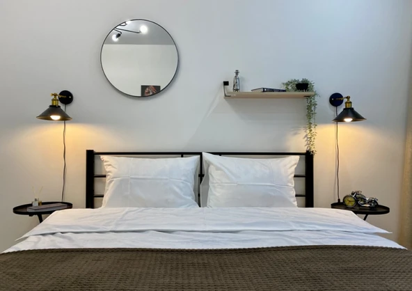 RİOLİGHT RUSTİK,VİNTAGE YATAK BAŞI HAREKETLİ BAŞLIK FİŞLİ,ANAHTARLI,KABLOLU APLİK 1 ADET FİYATIDIR. ürün görseli 1