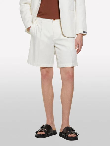%100 Pamuk Yırtmaç Detaylı Regular Fit Bermuda Şort Erkek Krem Şort - 325P4GJ0S9018 ürün görseli 1