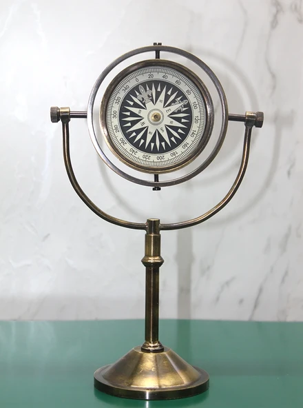 Pirinç Masa Üstü Pusula Model 4 ürün görseli 1