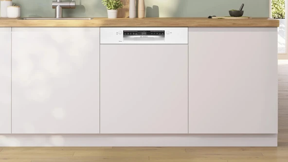 Bosch SMI4IKW50T Serie 4 Yarı Ankastre Bulaşık Makinesi - Resim 2
