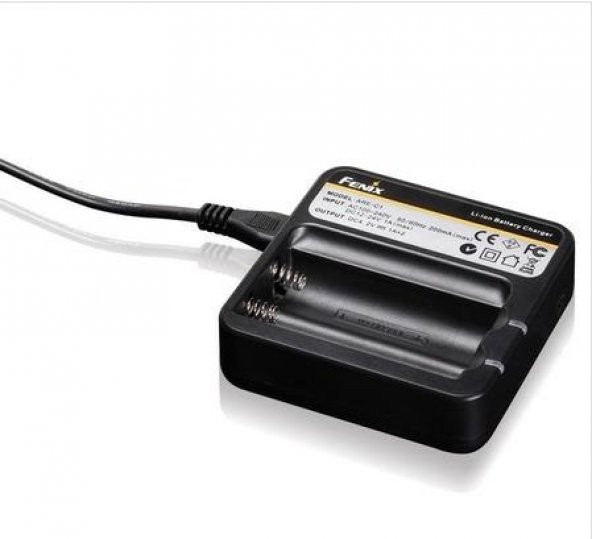 Fenix Are-C1 Pil Şarj Cihazı