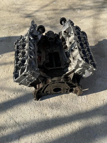 Land Rover Range Rover 4.4 TDV8 V8 Motor Blok 448DT Çıkma Parça - Resim 2