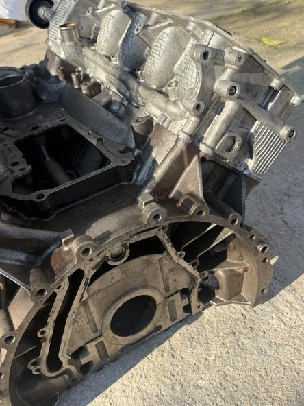 Land Rover Range Rover 4.4 TDV8 V8 Motor Blok 448DT Çıkma Parça - Resim 3