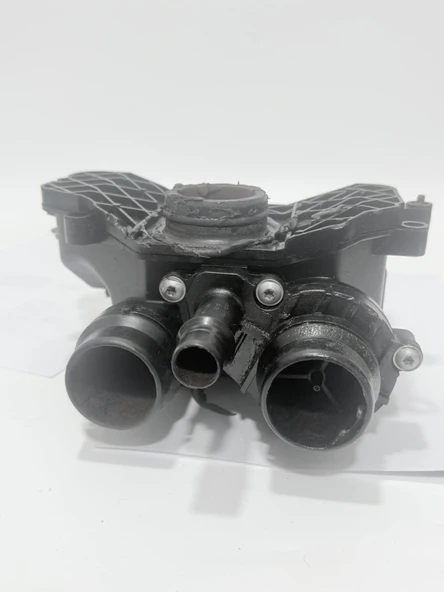 Range Rover 4.4 TDV8 Termostat Gövdesi AL3Q‑9K478‑DD (Çıkma Parça) - Resim 6