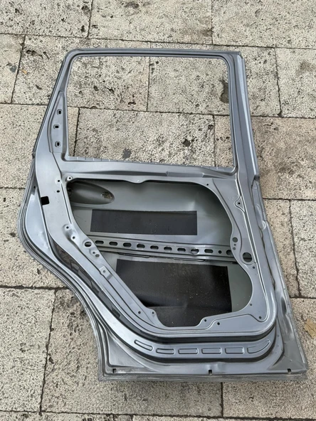Mercedes W169 Sol Arka Kapı A1697302906 Çıkma Parça - Resim 6