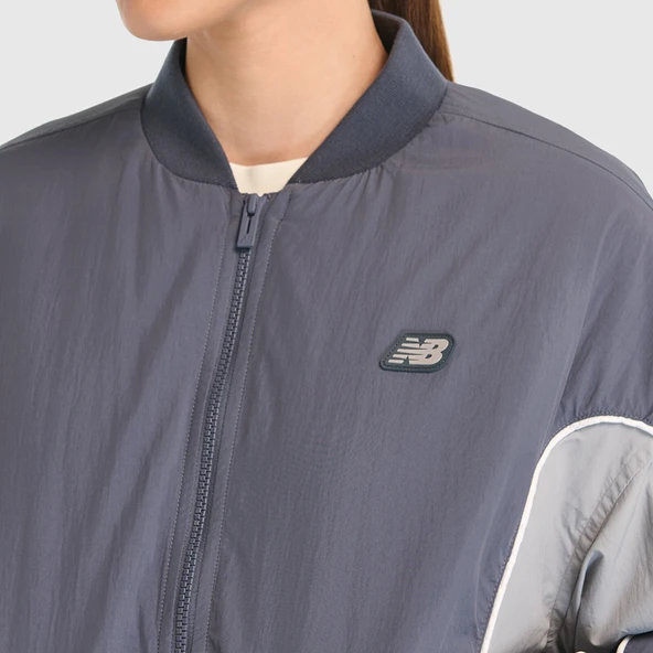 New Balance   NB Lifestyle Women Jacket Kadın Antrasit Mont - WNJ3541 - Resim 5
