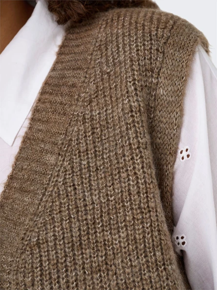 ONLJANE SL V-NECK BUTTON VEST KNT Kadın Kahverengi Yelek - 4815340 - Resim 3