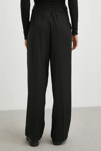 Beli Lastikli Pileli Geniş Paça Pantolon Siyah - Resim 6