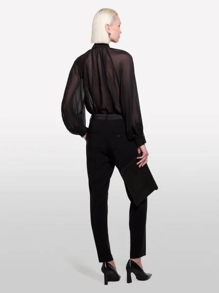 Çiçek Detaylı Önü Fırfırlı Balon Kol Şifon Gömlek Kadın Siyah Gömlek - 324A5W9ELQ081 - Resim 2