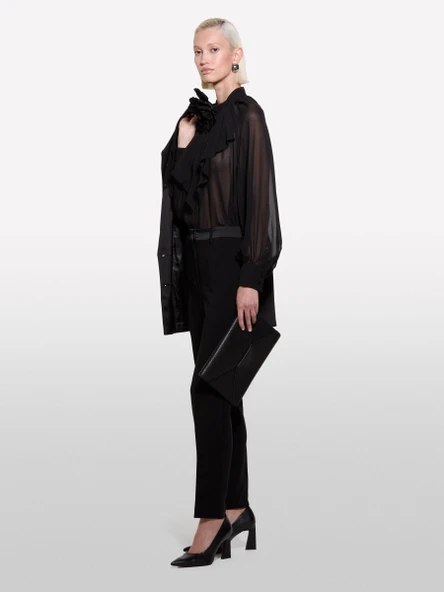 Çiçek Detaylı Önü Fırfırlı Balon Kol Şifon Gömlek Kadın Siyah Gömlek - 324A5W9ELQ081 ürün görseli 1