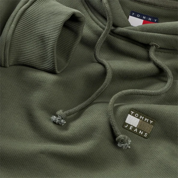 TJM REG BADGE HOODIE EXT Erkek Yeşil Kazak - DM0DM20258 - Resim 2