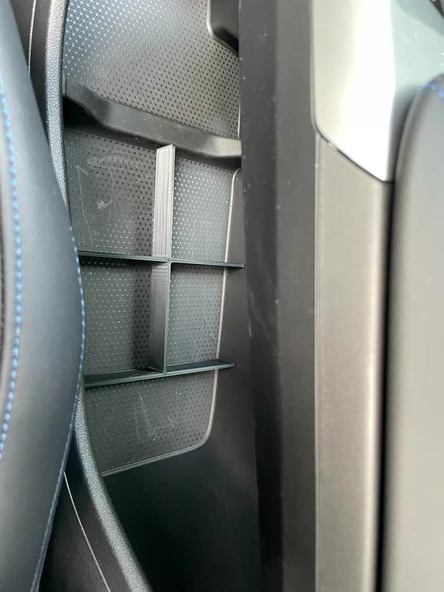 BMW X1 U11 Orta Konsol Düzenleyici - 6228080 - Resim 3