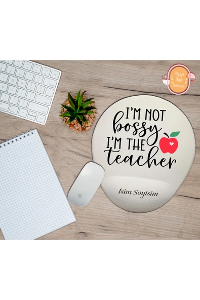 hediye kapımda Kişiye Özel Kalp Temalı Patron Değilim Öğretmenim Yazılı Mouse Pad Bilek Destekli ürün görseli 1