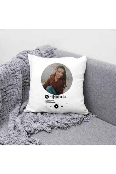 TexKid Kişiye Özel Yıldız Haritalı Spotify Barkodlu Fotoğraflı Yastık ürün görseli 1