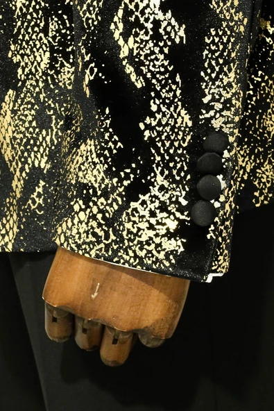 Dik Yaka Slim Fit Altın Desenli Siyah Erkek Balo Ceketi - Wessi - Resim 3