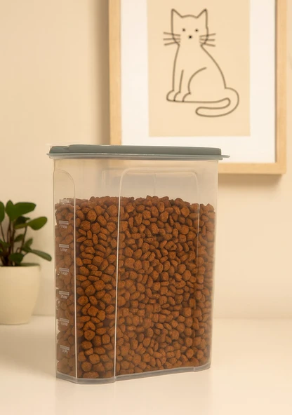 Kapaklı Mama Saklama Kabı 2,4 LT ürün görseli 1