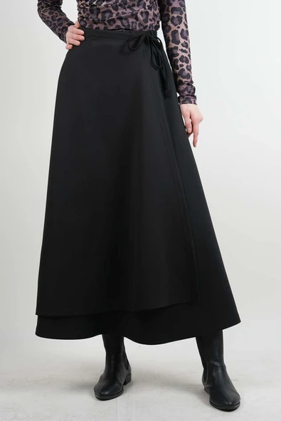 Tesettür Etek Yandan Çapraz Bağlamalı Scuba Etek Siyah ürün görseli 1