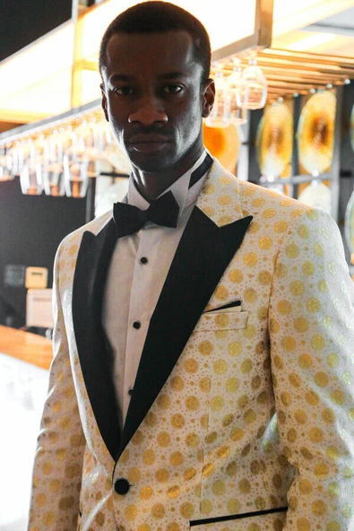 Çiçek Desenli Sivri Yaka Beyaz Erkek Smokin Ceket - Wessi - Resim 3