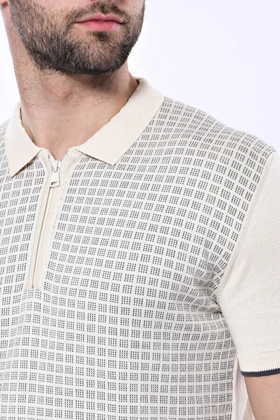 Polo Yaka Krem Desenli Fermuarlı Örme T-shirt | Wessi - Resim 3