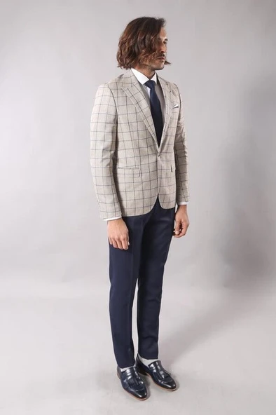 Sivri Yaka Tek Düğme Bej Ceket - Wessi - Resim 3