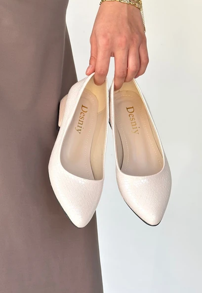 Nitya Bej Baskılı Rugan Topuklu Ayakkabı - Resim 2