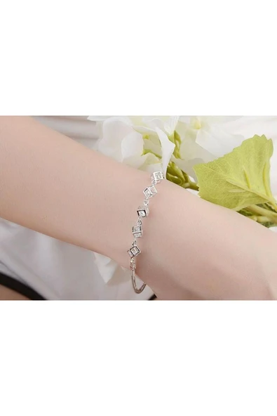 925 Ayar Sevgililer, Anneler Günü Hediyesi Küp Model Kolye Küpe Bilezik Gümüş Takı Seti - Resim 3