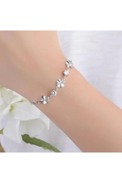 925 Ayar Gümüş Kalpli Yonca Beyaz Taşlı Bileklik Sevgililer Günü Sevgiliye Hediyelik - Resim 2