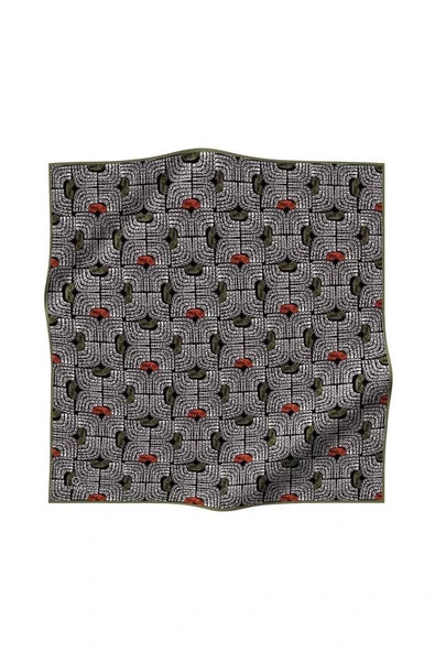 %100 Twill İpek Geometrik Desenli Taba - Haki Renkli 90x90 Eşarp Dikim Şekli : El Dikişi - Resim 2