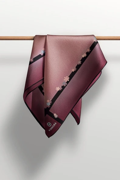 %100 Twill İpek Kenar Motifi Çiçek Desenli Gül Kurusu - Siyah Renkli 90x90 Eşarp Dikim Şekli : El Dikişi - Resim 4