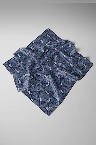 %100 Twill İpek Geometrik Desenli İndigo - Siyah Renkli 90x90 Eşarp Dikim Şekli : El Dikişi - Resim 3