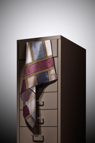 %100 Twill İpek Dokulu Ve Şerit Desenli Gri - Pudra Renkli 90x90 Eşarp Dikim Şekli : El Dikişi - Resim 6