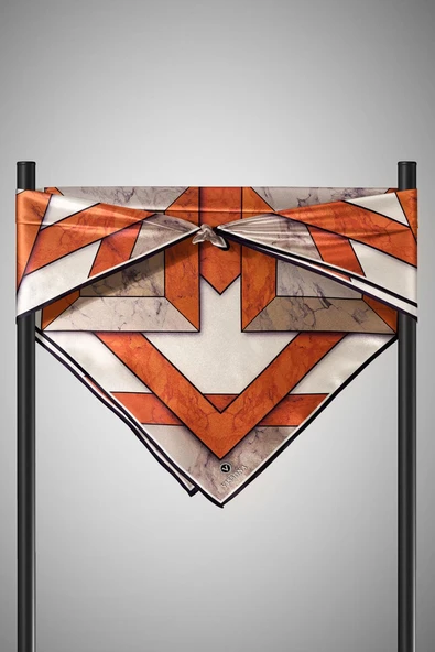 %100 Twill İpek Mermer Desenli Taba - Bej Renkli 90x90 Eşarp Dikim Şekli : El Dikişi - Resim 5