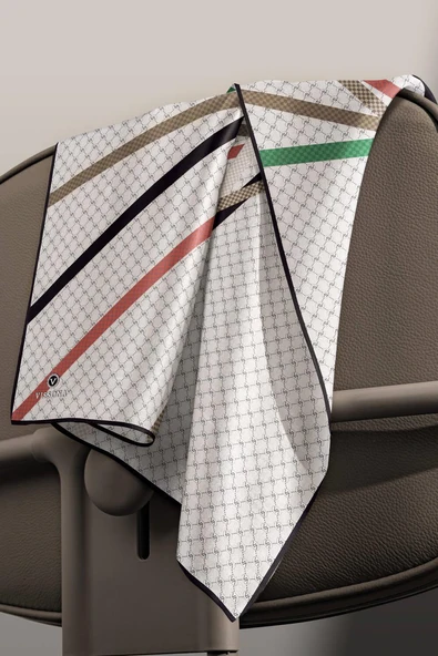 %100 Twill İpek Monogram Ve Şerit Desenli Taba - Siyah Renkli 90x90 Eşarp Dikim Şekli : El Dikişi - Resim 3