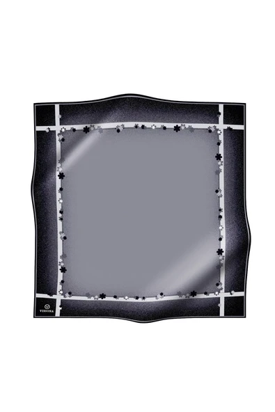 %100 Twill İpek Kenar Motifi Çiçek Desenli Gri - Gümüş Renkli 90x90 Eşarp Dikim Şekli : El Dikişi - Resim 2