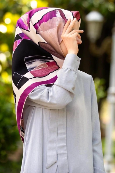 %100 Twill İpek Geometrik Desenli Mürdüm - Somon Renkli 90x90 Eşarp Dikim Şekli : El Dikişi ürün görseli 1