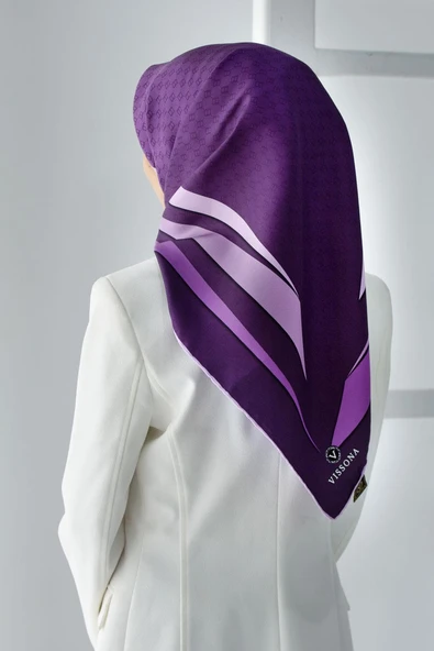 %100 Twill İpek Degrade Desenli Mor - Lila Renkli 90x90 Eşarp Dikim Şekli : El Dikişi ürün görseli 1