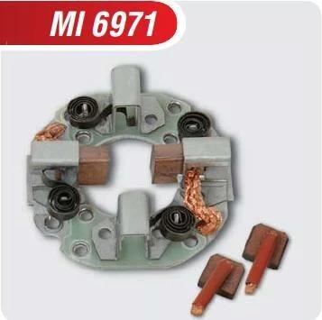 MEGA MI6971 24V KÖMÜR YUVASI MITSUBISHI CANTER 6×18X18 MITSUBISHI TİPİ ürün görseli 1