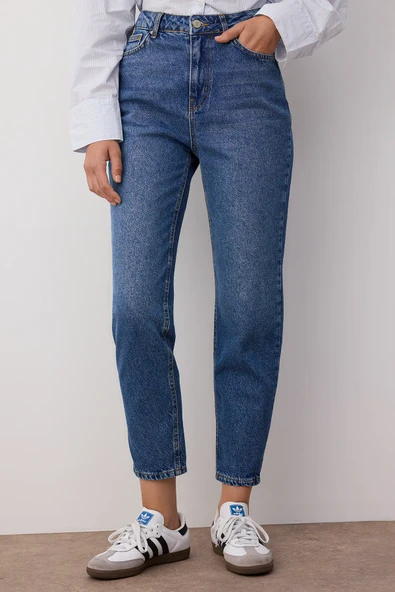 Kadın Mavi Yüksek Bel Mom Jeans - Resim 3