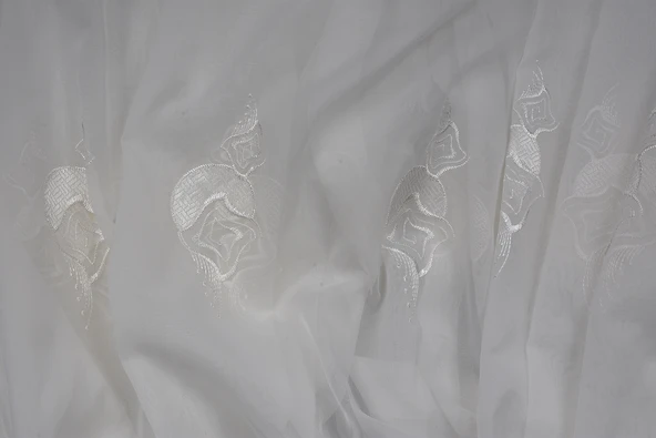 BRODE 1650 DESEN BEYAZ RENK TEK KANAT Hazır dikilmiş Pileli Fon Perde 300*260 cm - Resim 5