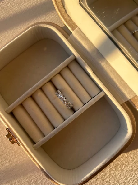 925 ayar taşlı gümüş yüzük no 10 - Resim 2