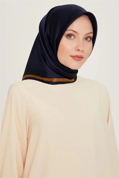 ARMİNE SURA İPEK EŞARP 24KA9261D01-01 ürün görseli 1