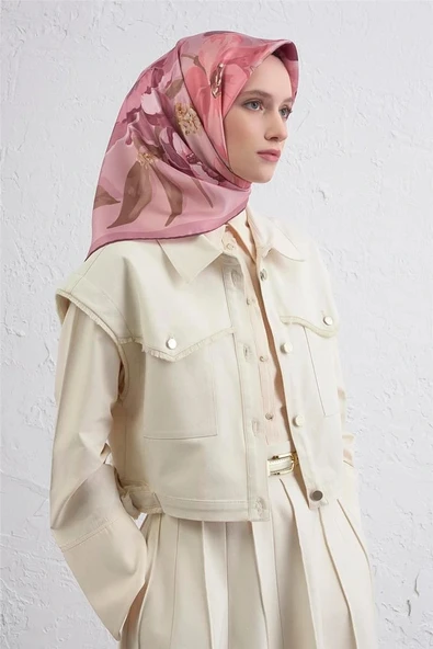 ARMİNE SURA İPEK EŞARP 25KA9414D01-3 ürün görseli 1