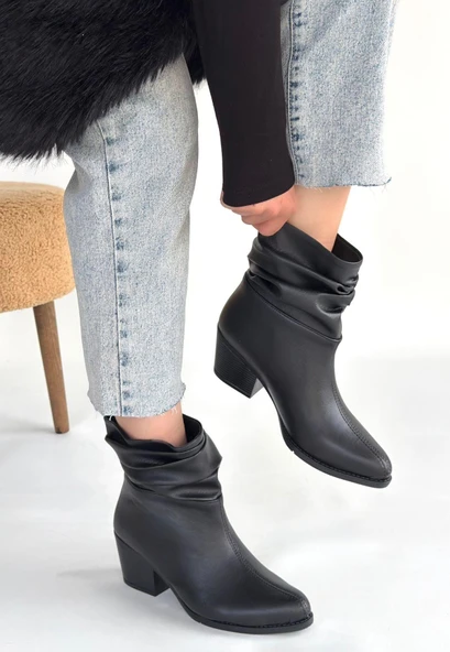 idimilla Lukana Siyah Cilt Topuklu Körüklü Bot - Resim 2