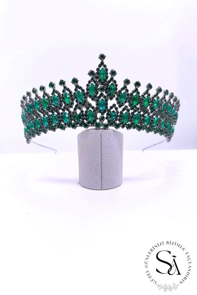 SimgeAksesuar Yeşil kristal taşlı şık ve zarif nişan ve bindallı tacı ürün görseli 1
