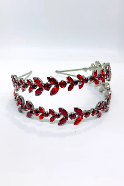 SimgeAksesuar Tamamen El Yapımı Bordo Kristal Taşlı Şık Ve Zarif Nişan, Kına Ve Bindallı Tacı Ve Saç Aksesuarı ürün görseli 1