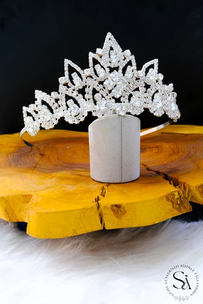 SimgeAksesuar Kristal Taşlı Şık Ve Zarif Gelin Tacı - Resim 2