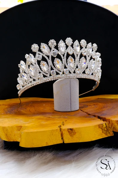 SimgeAksesuar Kadın Gümüş Kristal Taşlı Gelin Tacı - Resim 2